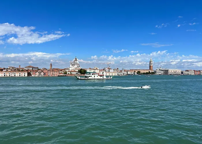 Iconic - Best View In Venice